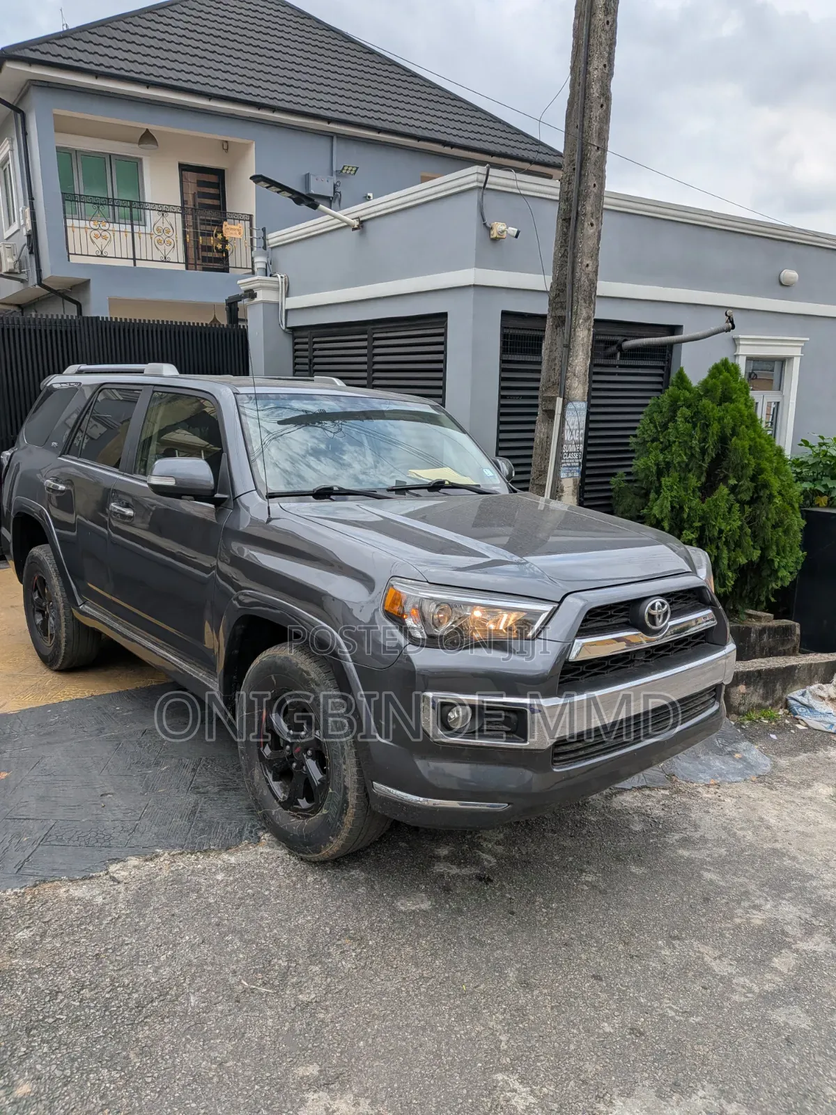 Toyota 4-Runner 2013 Gray