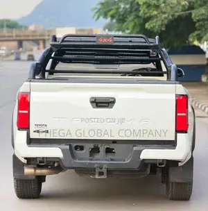 Toyota Tacoma SR5 Access Cab 6' Bed AT 2024 White