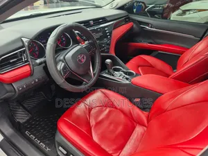 Toyota Camry 2019 White