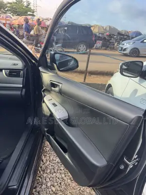 Toyota Camry SE 4dr Sedan (2.5L 4cyl 6A) 2014 Black
