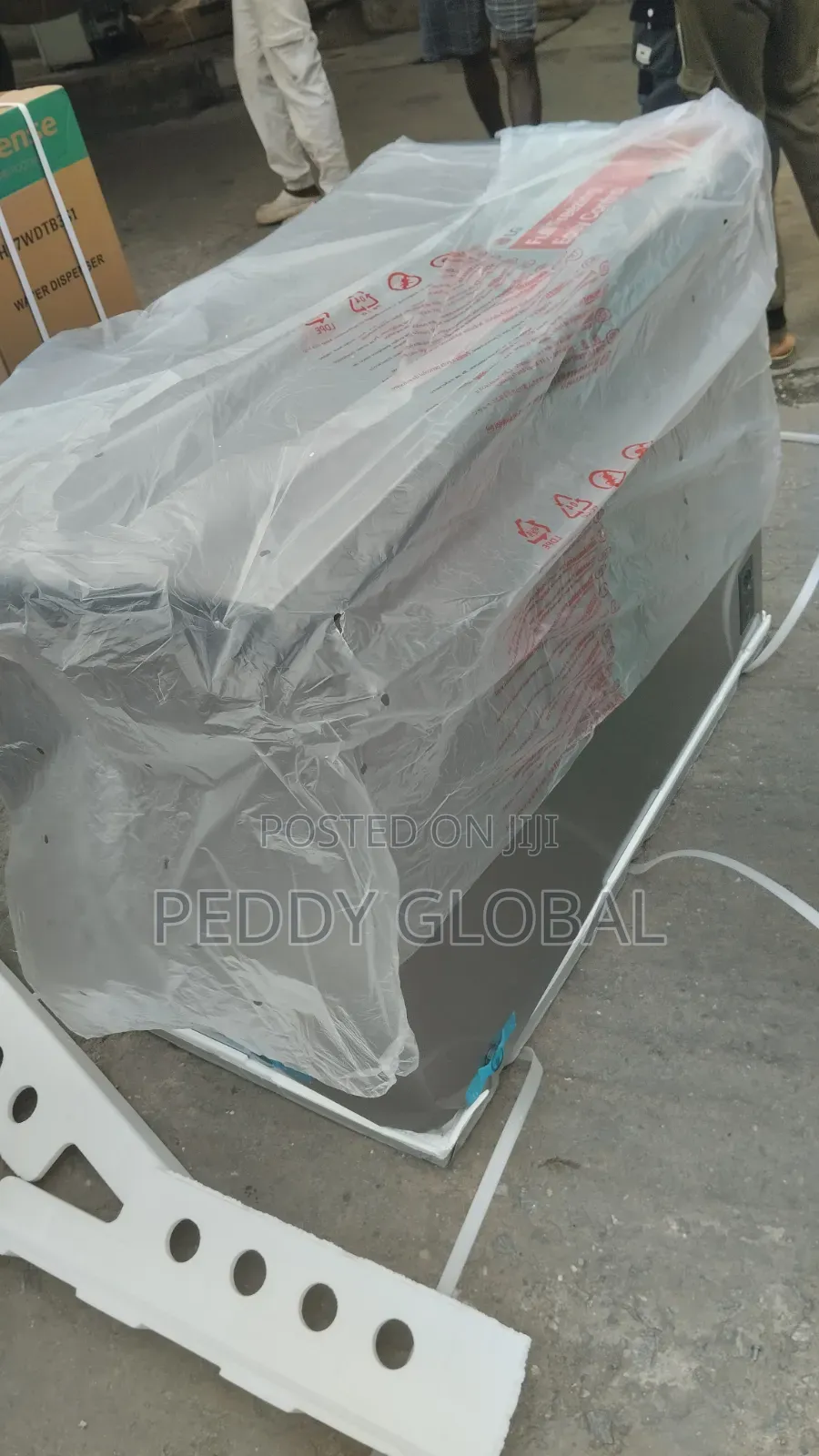 LG 291l Chest Freezer Gcfb305bqcf