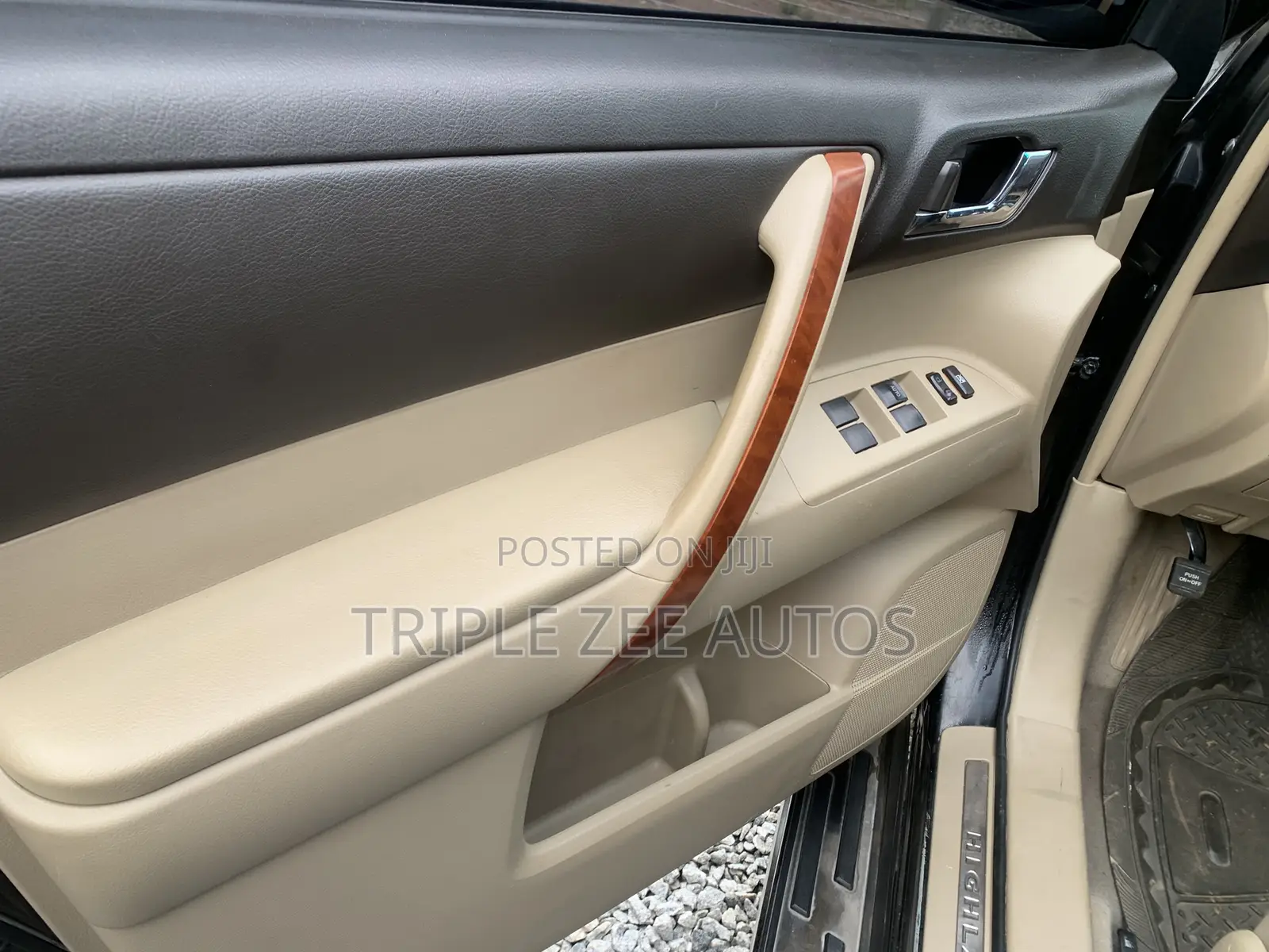 Toyota Highlander 2013 Black