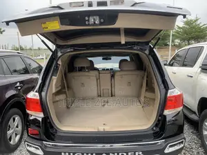 Toyota Highlander 2013 Black