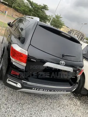 Toyota Highlander 2013 Black