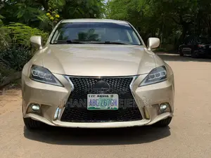 Lexus IS 350 2008 Gold