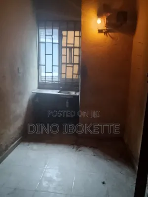 2bdrm Block of Flats in Oron Rd, Uyo for rent