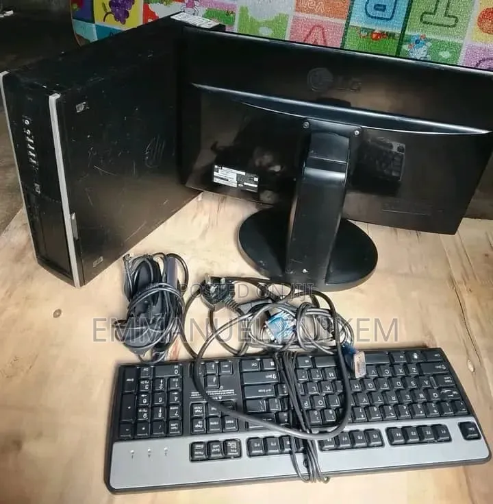Desktop Computer 3GB Intel Core i3 SSD 500GB