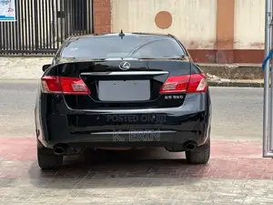 Lexus ES 350 2011 Black