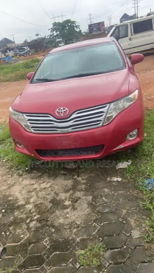 Toyota Venza LE 2010 Red