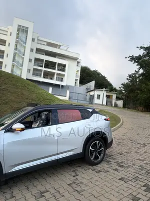 Dongfeng Z9 2.0T Petrol 2WD 2025 Silver