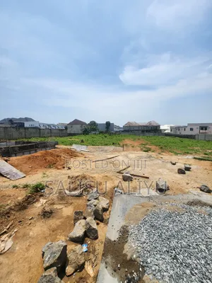 400 Sqm, at Lifecamp After Minister's Gate Gate, in a Fully Built Area.