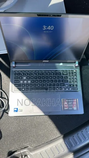 Laptop MSI Vector 16 HX AI A2XWIG 16GB Intel Core Ultra 7 SSD 1T