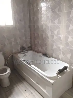 2bdrm Apartment in 69 Road 🛣️ 6Th Ave for rent