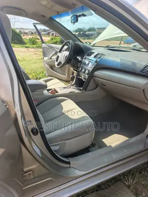 Toyota Camry CE 4dr Sedan (2.4L 4cyl 5M) 2007 Gold