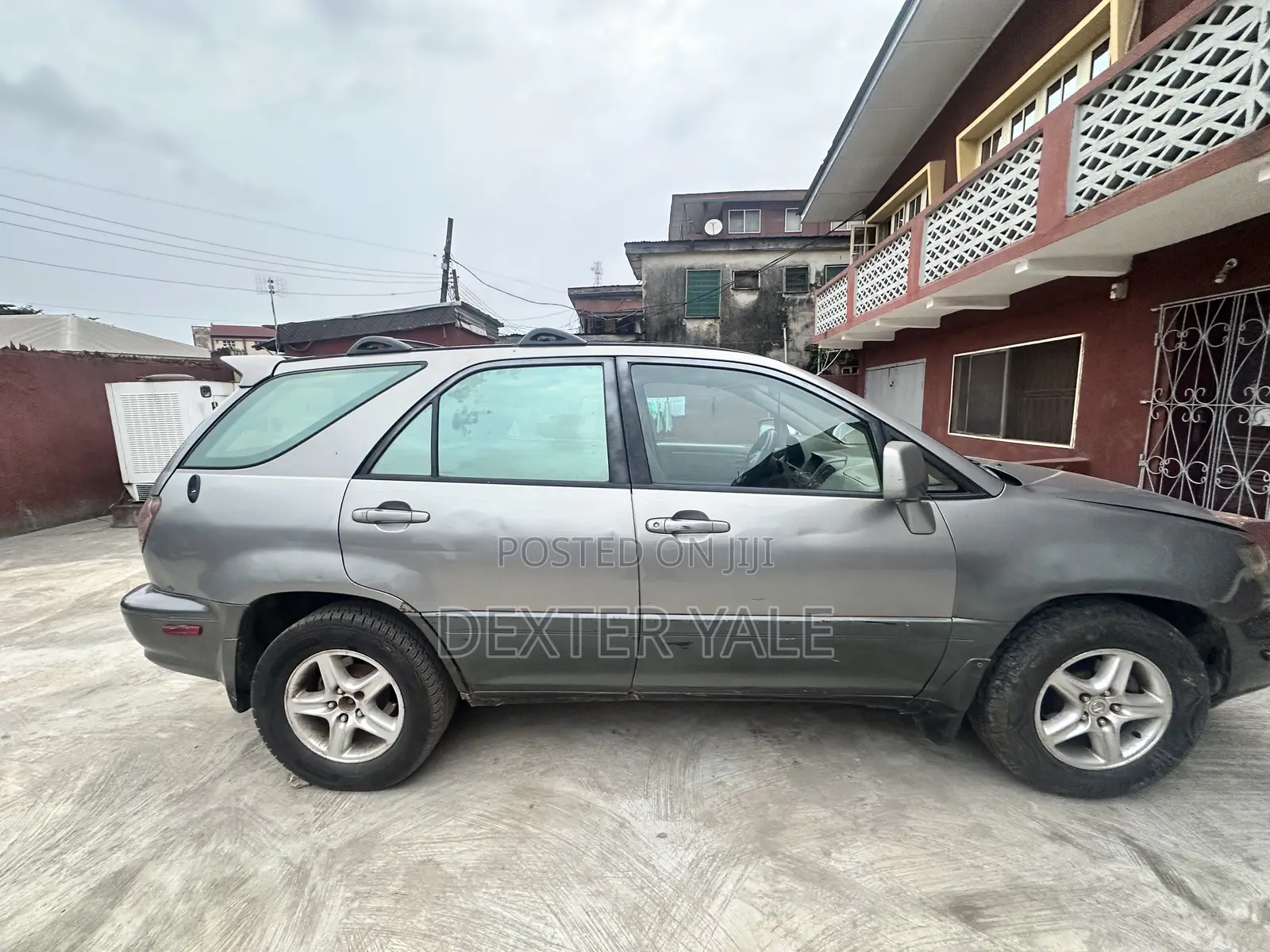 Lexus RX 2000 Gold