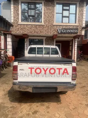 Toyota Hilux 2.0 VVT-i 2012 White