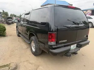 Ford Excursion 2006 Black