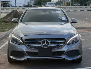 Mercedes-Benz C300 Luxury 4Matic Sedan AWD (2.0L 4cyl 7A) 2016 Gray