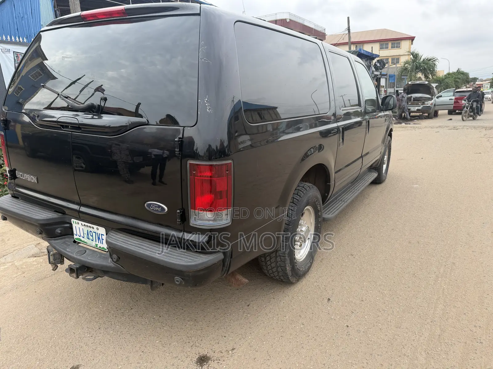 Ford Excursion 2006 Black