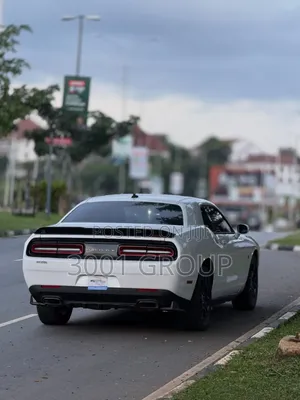 Dodge Challenger 2017 White