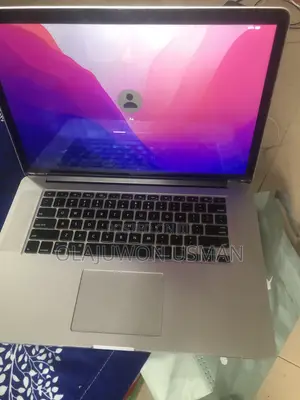Laptop Apple MacBook Pro 2015 16GB Intel Core i5 SSD 512GB