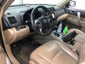 Toyota Highlander 2014 Black