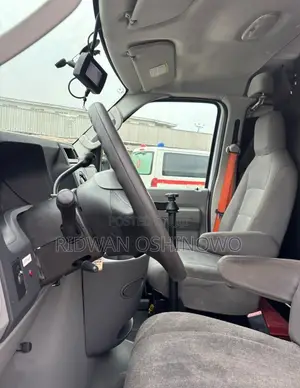 Ford E-150 2012 White