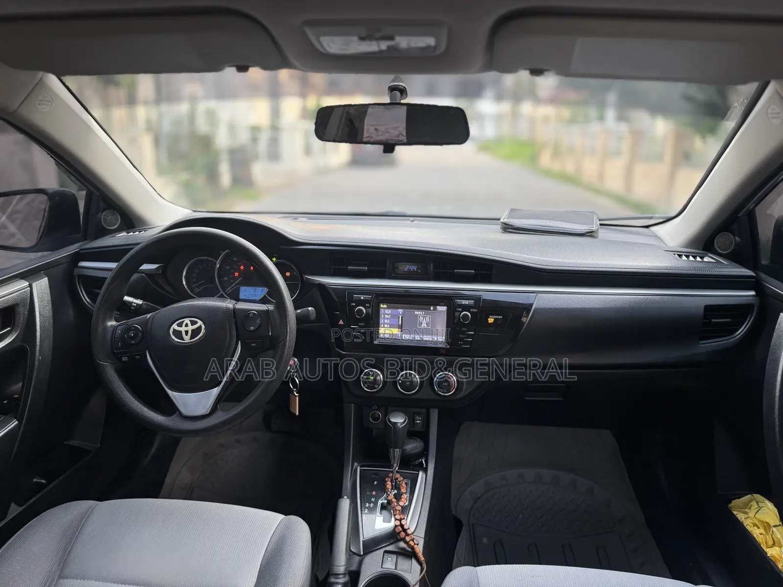 Toyota Corolla 2015 Silver