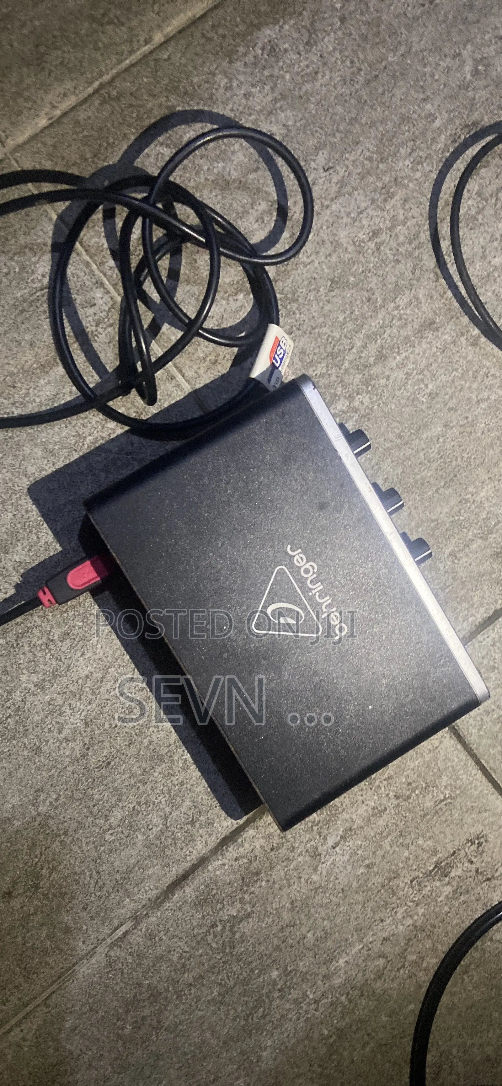 Behringer UM2 Audio Interface With Full Setup