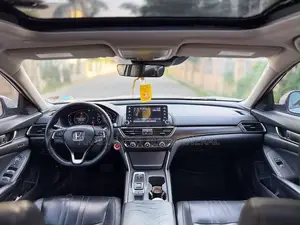 Honda Accord EX-L 2.0T 2018 Blue
