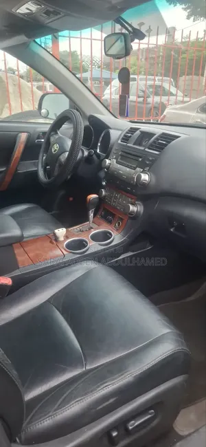 Toyota Highlander 2010 Black