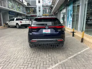 Toyota Venza Limited 2022 Blue