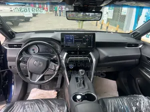 Toyota Venza Limited 2022 Blue