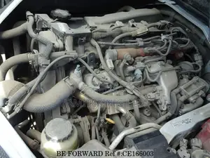 Toyota HiAce 2013 White
