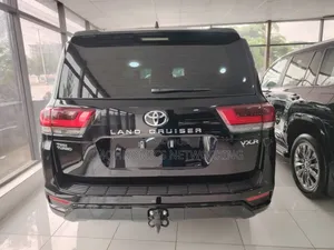 New Toyota Land Cruiser 2025 Black
