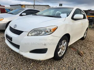 Toyota Matrix 2010 White