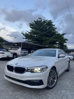 BMW 530i 2017 White