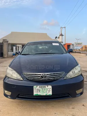 Toyota Camry 2005 Blue