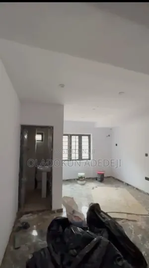 Furnished Mini Flat in Anthony Lagos for rent