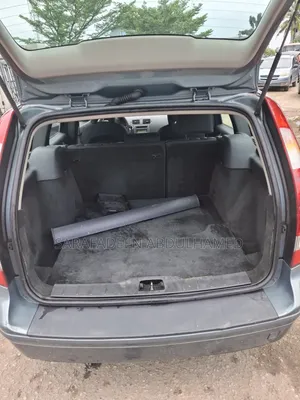 Volvo V50 2.4i 2010 Blue