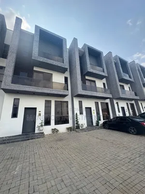 4bdrm Duplex in Jahi for sale