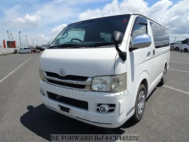 Toyota HiAce 2009 White