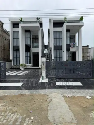 5bdrm Duplex in Ikota for sale