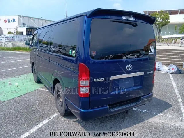 Toyota HiAce 2010 Blue