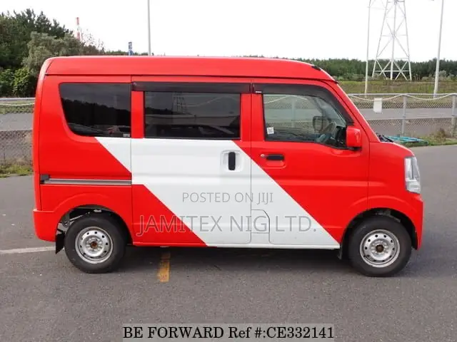Suzuki Every 2013 Red