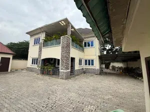4bdrm Duplex in Maitama for sale