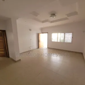 5bdrm Duplex in Banana Island for rent