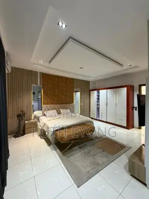 4bdrm Duplex in Vgc Harris Drive for sale
