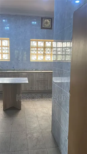 4bdrm Townhouse / Terrace in Maitama for rent