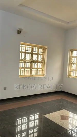 4bdrm Townhouse / Terrace in Maitama for rent